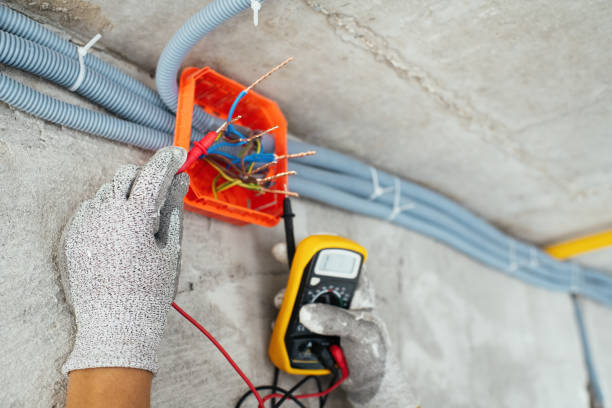 Best Affordable Emergency Electrician  in Valley View, OH
